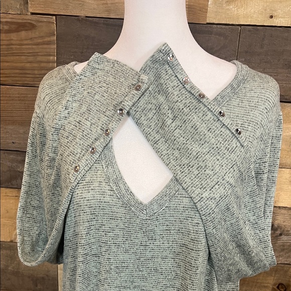 Maurices Light Grayish Teal Long Sleeve Top with Cutout - Picture 8 of 16